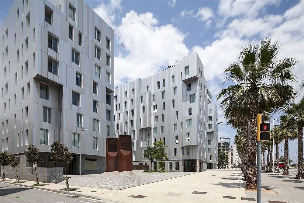 Mistral City Pool Apartments Barcelona