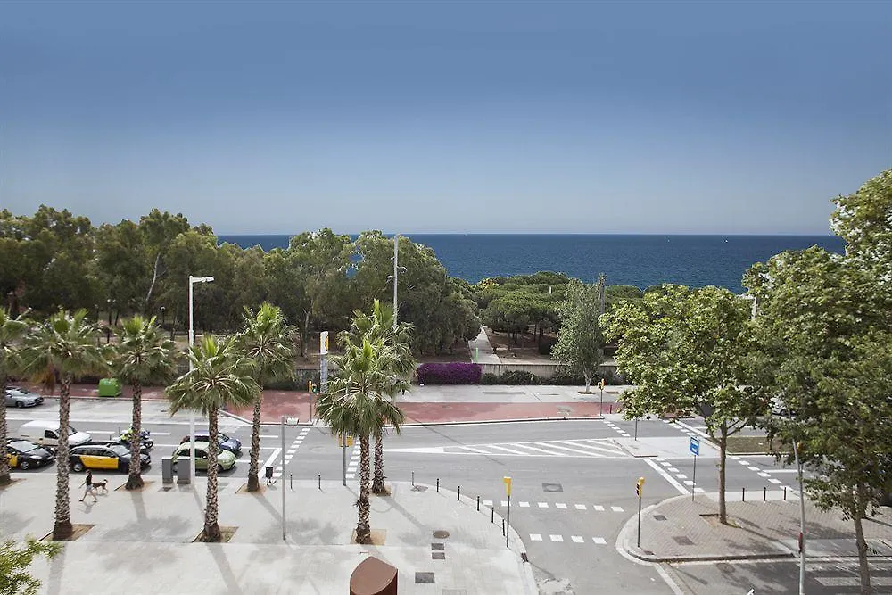 Mistral City Pool Apartments Barcelona