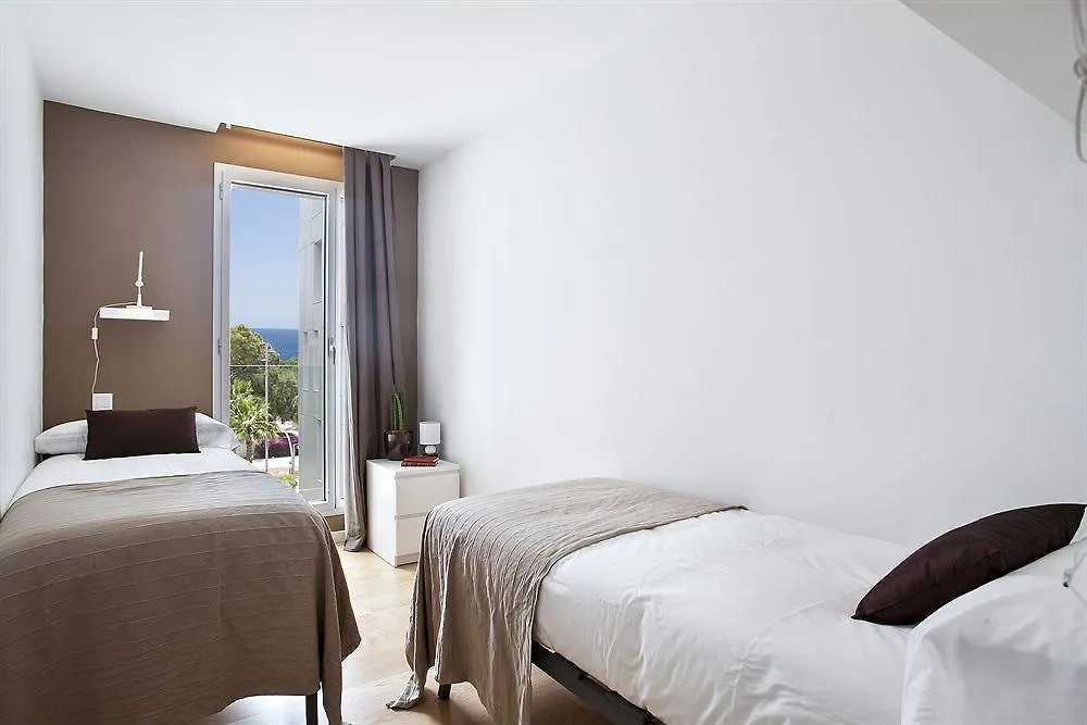 Mistral City Pool Apartments Barcelona 0*,  Spain